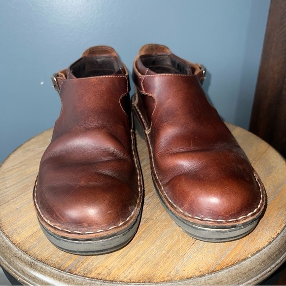 Naot Malta Buffalo Leather Shoes - Picture 4 of 9